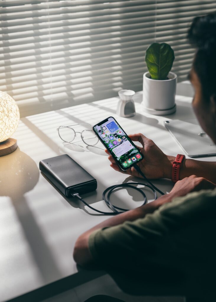 Does The Car Charger Support Fast Charging For My Mobile Hotspot?