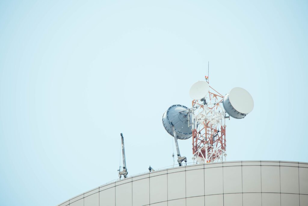 What Type Of Environments Or Locations Will Benefit Most From The Signal Booster/antenna? What Type Of Environments Or Locations Will Benefit Most From The Signal Booster/antenna?